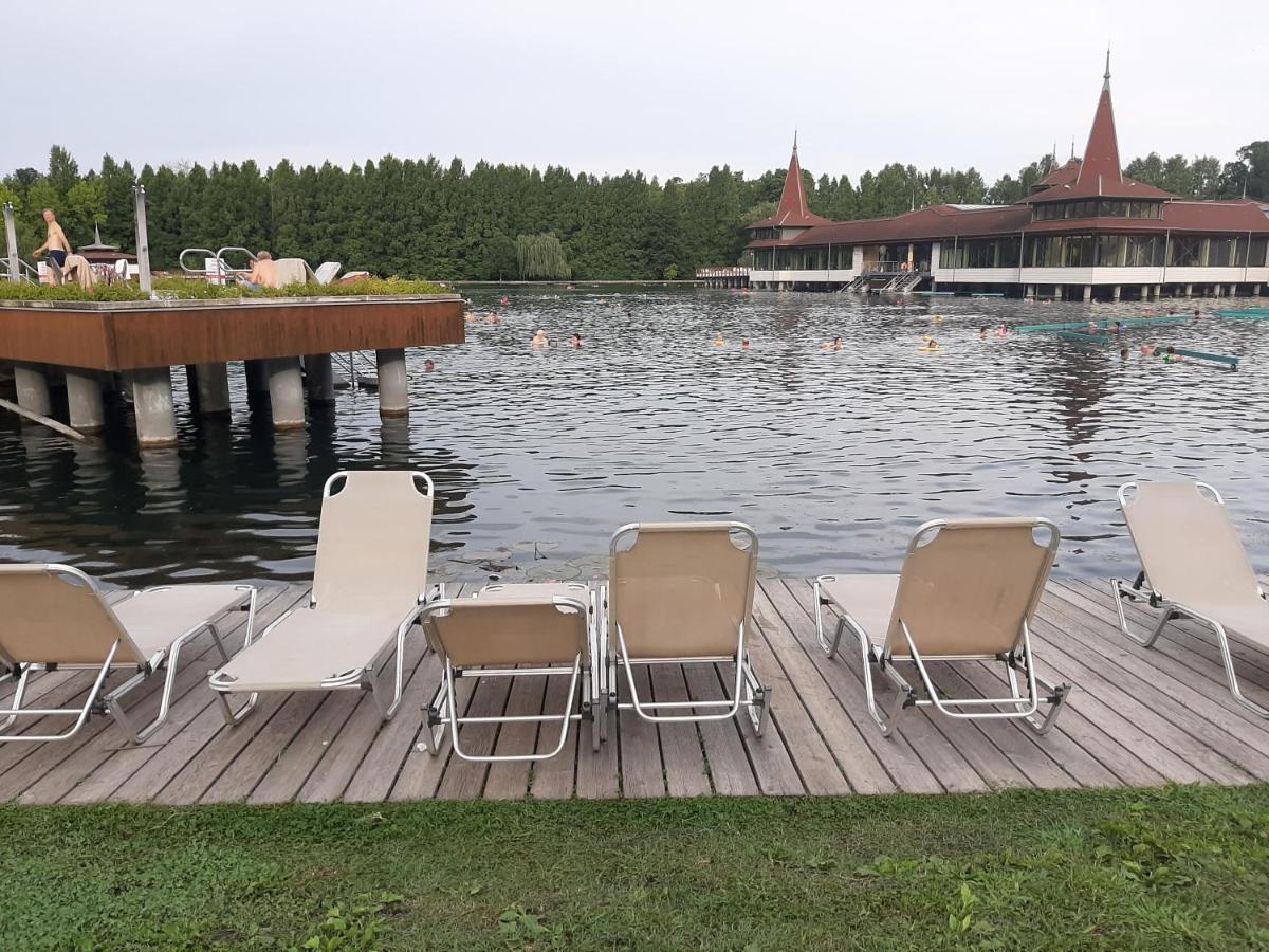 Best Relax Heviz Apartman Экстерьер фото